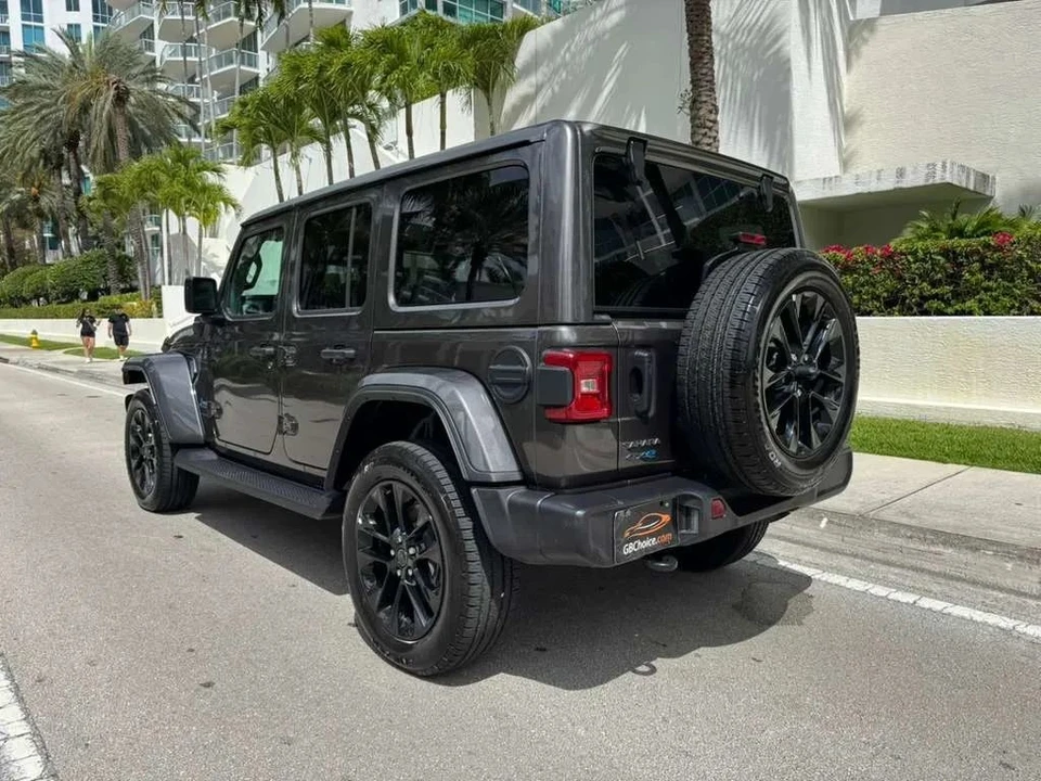 2025 Jeep JL Wrangler - Image 5 of 12