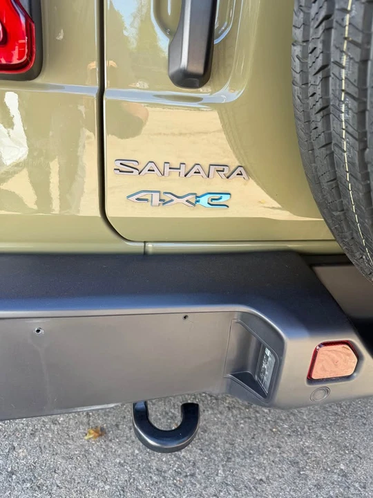 2025 Jeep JL Wrangler - Image 6 of 19