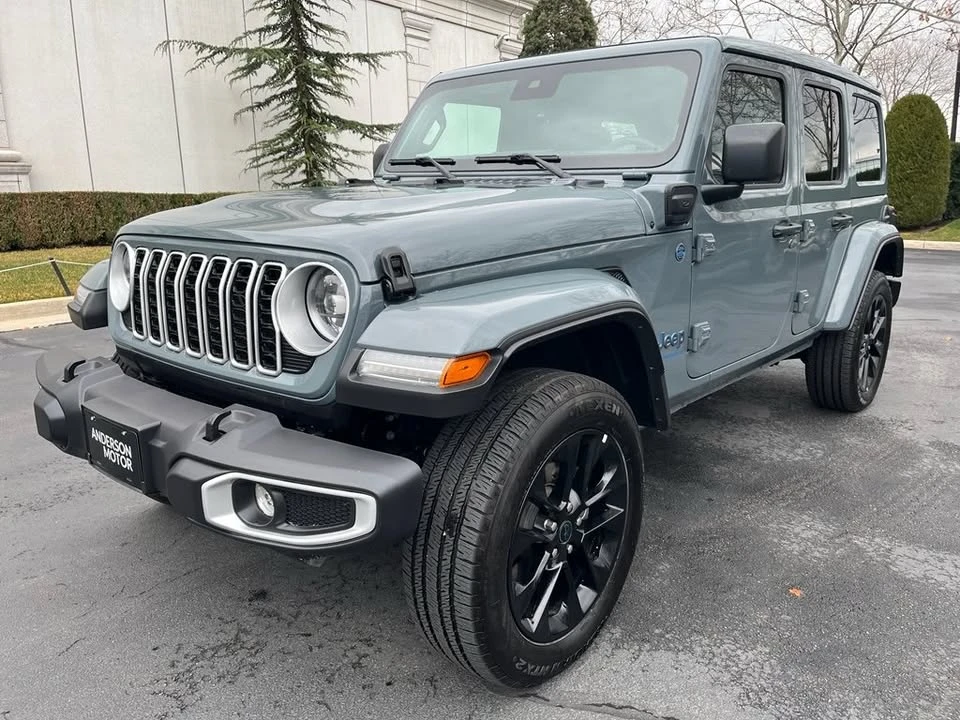 2025 Jeep JL Wrangler - Image 2 of 20