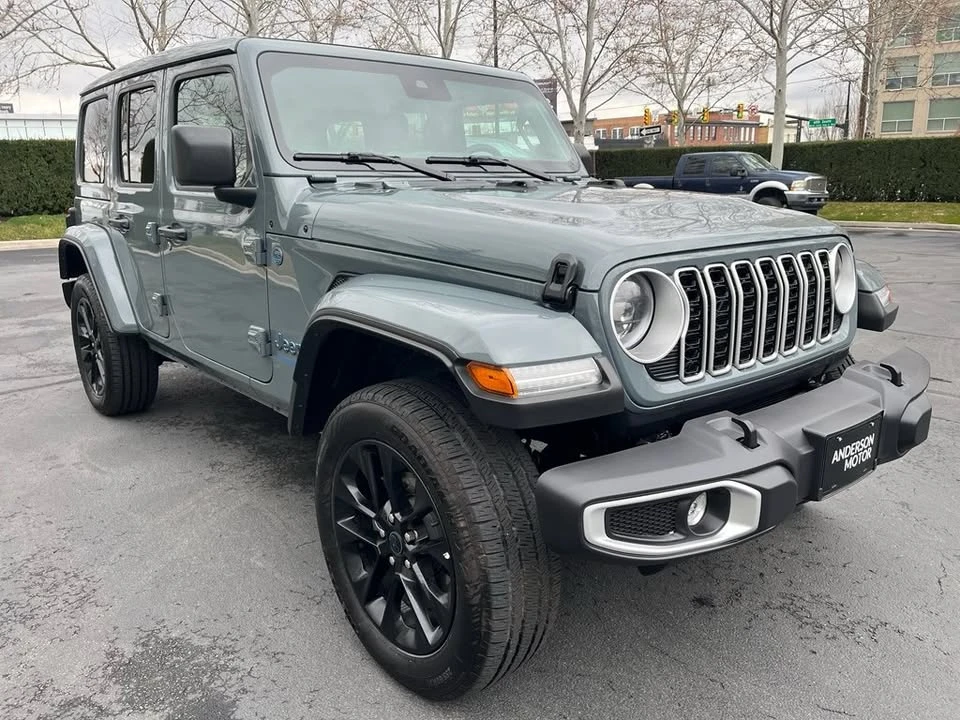 2025 Jeep JL Wrangler - Image 4 of 20