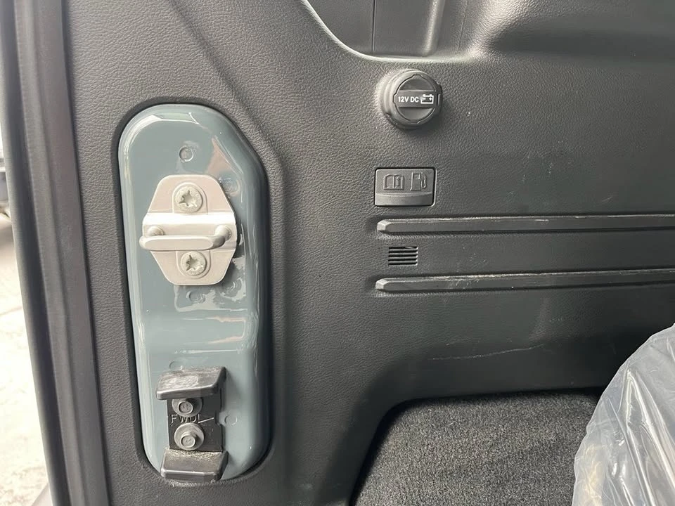 2025 Jeep JL Wrangler - Image 20 of 20