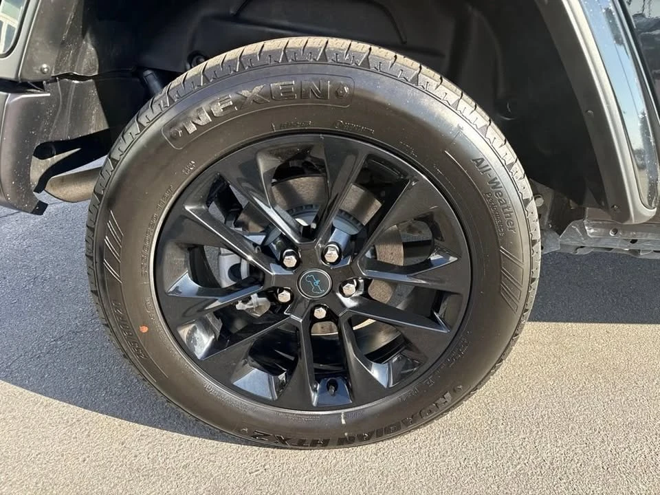2025 Jeep JL Wrangler - Image 10 of 19