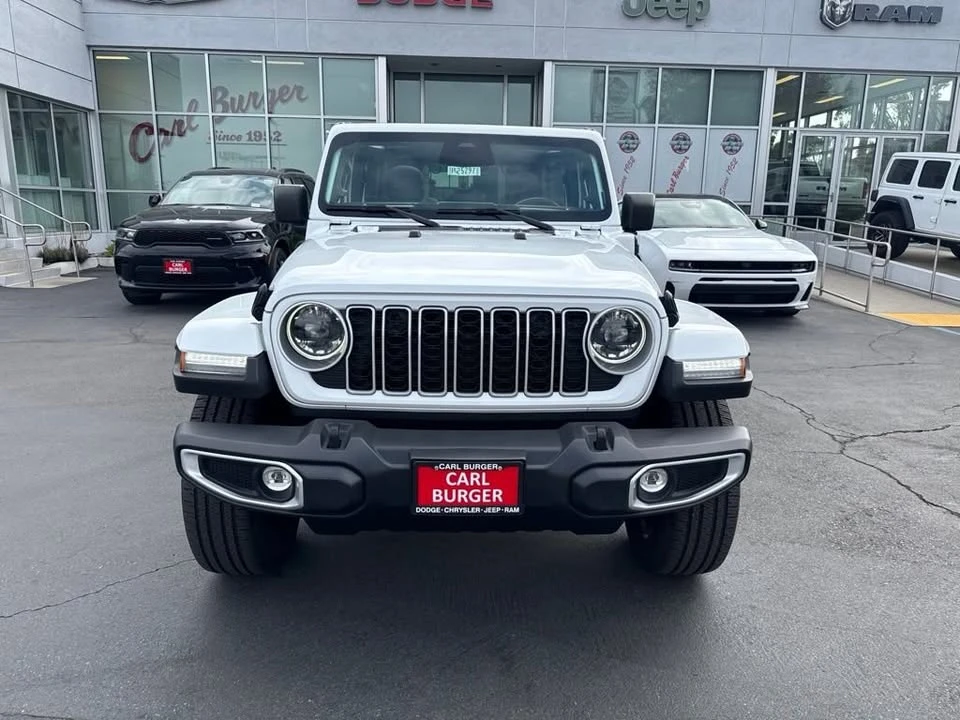 2025 Jeep JL Wrangler - Image 2 of 9