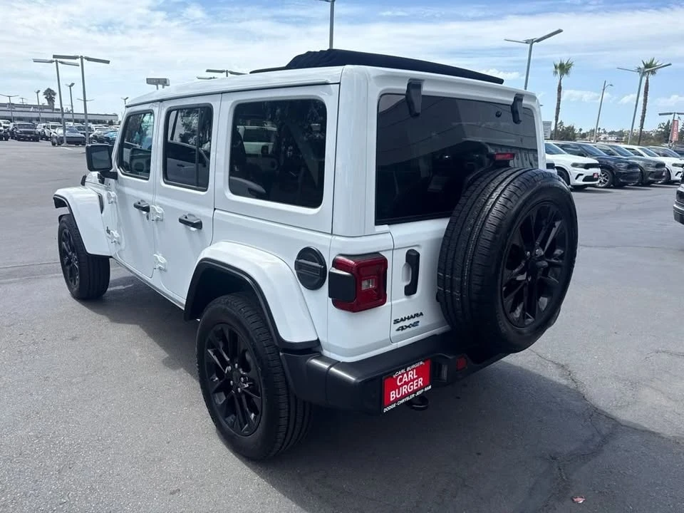2025 Jeep JL Wrangler - Image 4 of 15