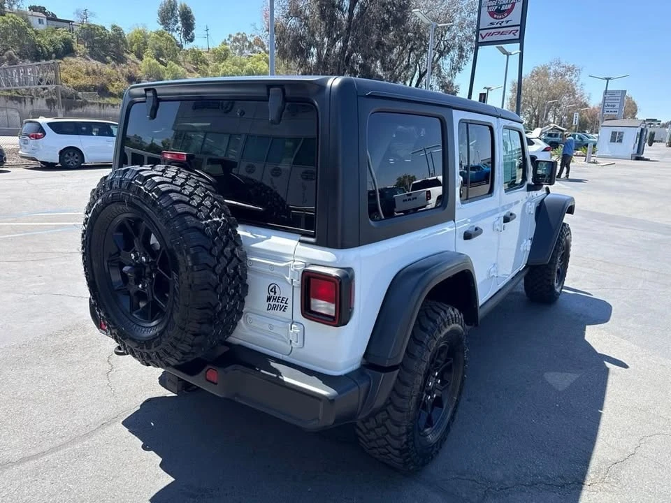 2025 Jeep JL Wrangler - Image 7 of 14