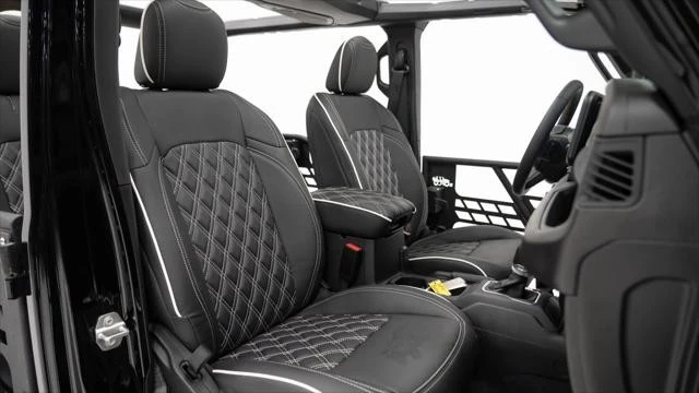 2025 Jeep JL Wrangler - Image 12 of 15