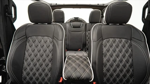 2025 Jeep JL Wrangler - Image 2 of 15