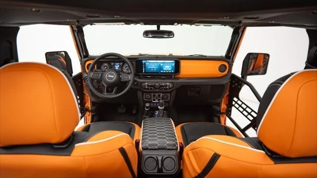 2025 Jeep JL Wrangler - Image 18 of 21