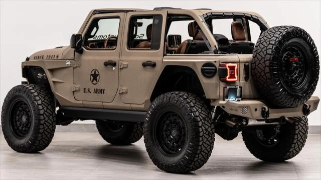 2025 Jeep JL Wrangler - Image 17 of 31