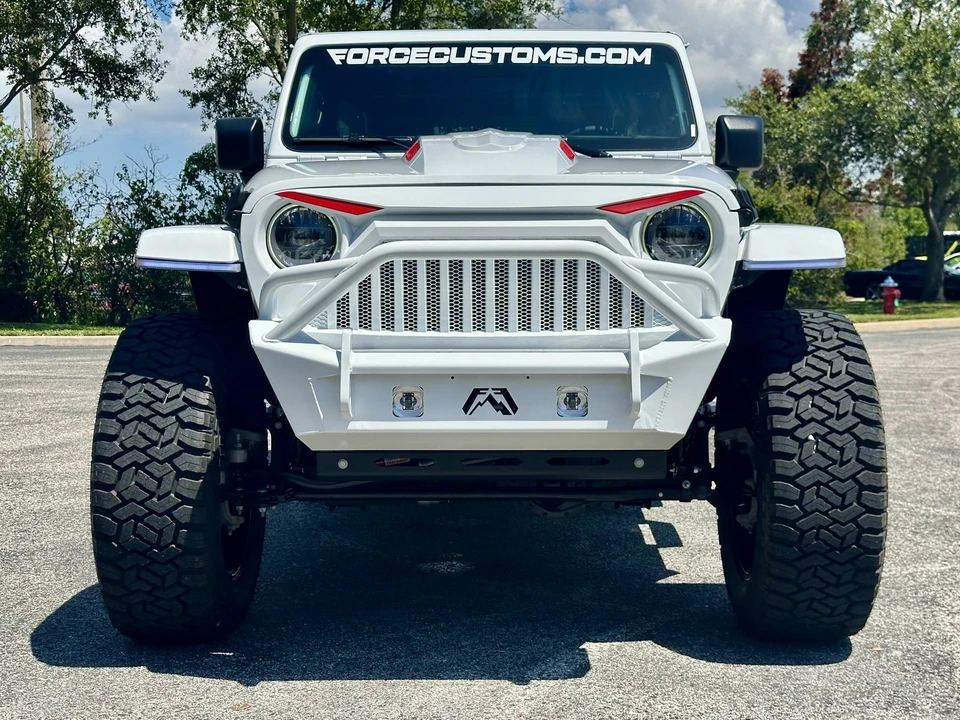 2025 Jeep JL Wrangler - Image 9 of 21