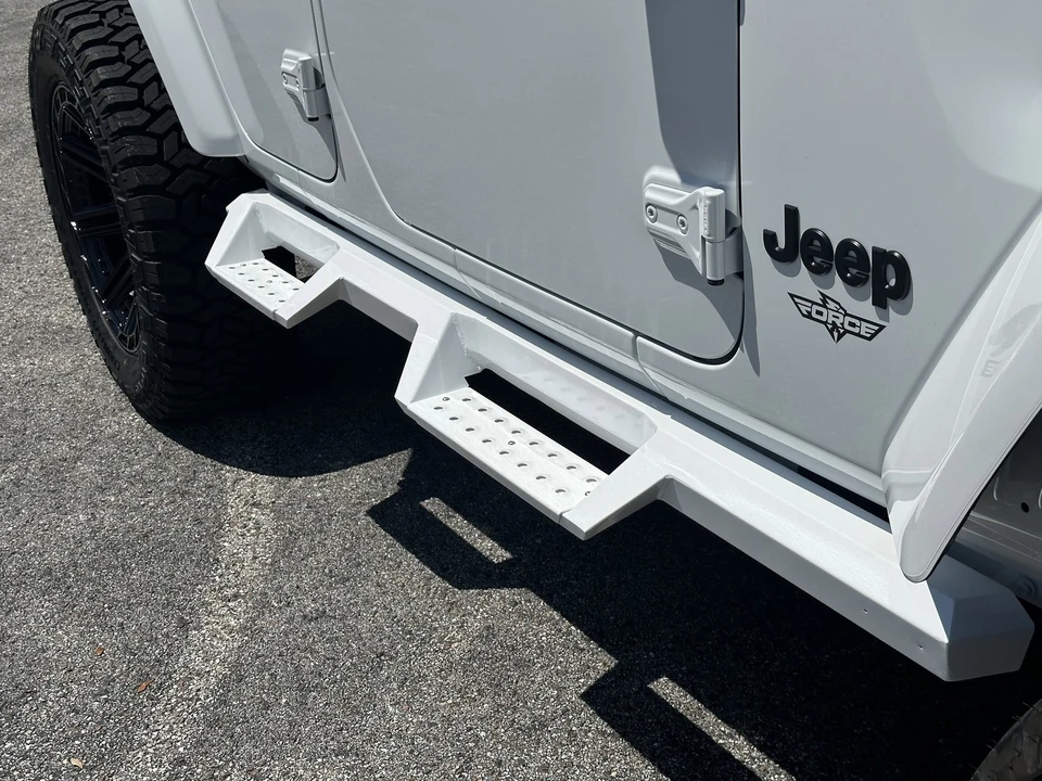 2025 Jeep JL Wrangler - Image 18 of 21