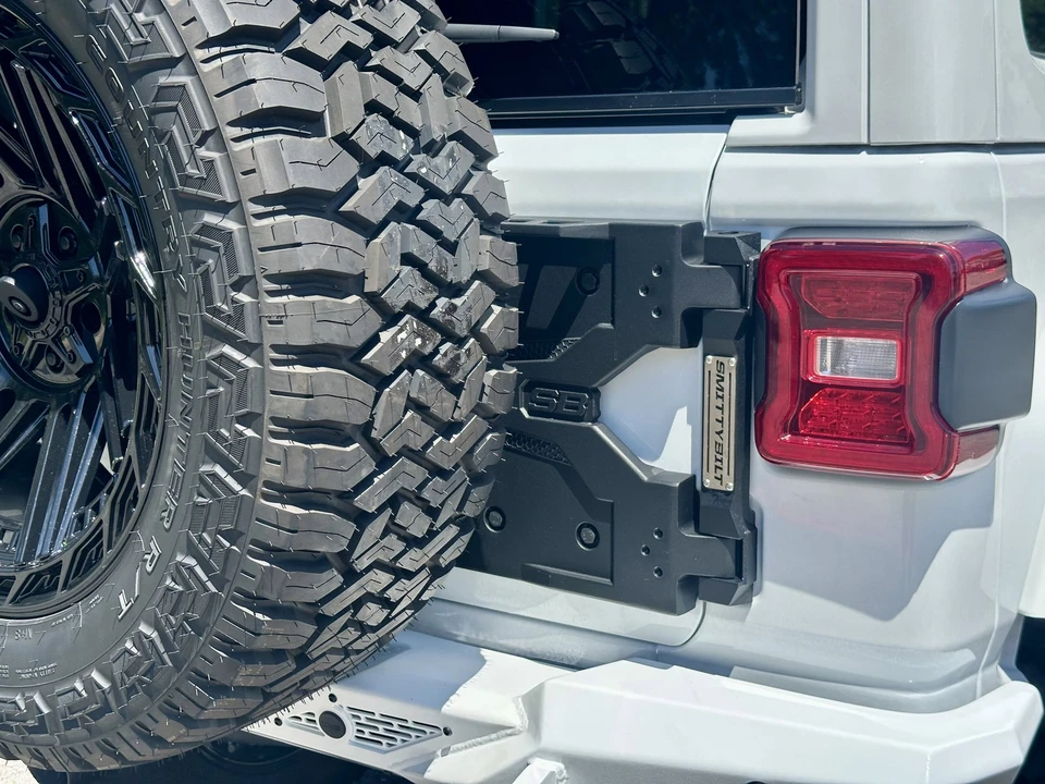 2025 Jeep JL Wrangler - Image 16 of 21