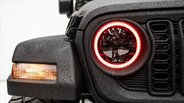 2025 Jeep JL Wrangler - Image 18 of 21