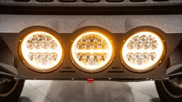 2025 Jeep JL Wrangler - Image 18 of 21