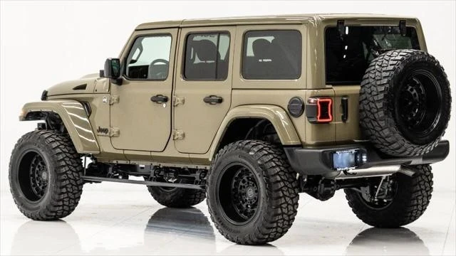 2025 Jeep JL Wrangler - Image 9 of 21