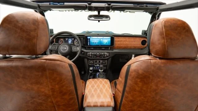 2025 Jeep JL Wrangler - Image 19 of 21