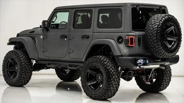 2025 Jeep JL Wrangler - Image 5 of 21