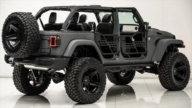 2025 Jeep JL Wrangler - Image 9 of 21
