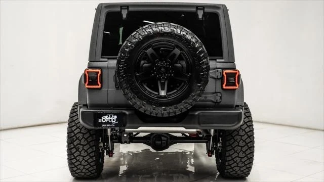2025 Jeep JL Wrangler - Image 14 of 21