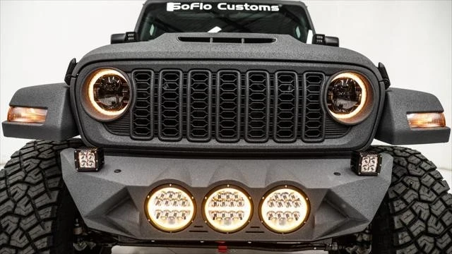 2025 Jeep JL Wrangler - Image 19 of 21