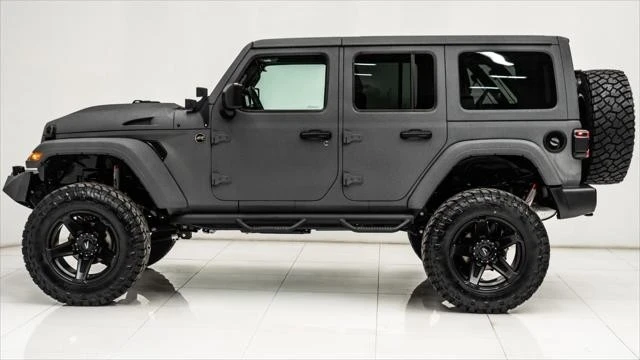 2025 Jeep JL Wrangler - Image 11 of 21