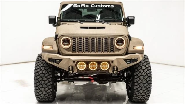 2025 Jeep JL Wrangler - Image 15 of 21