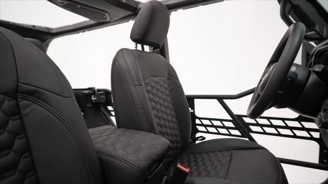2025 Jeep JL Wrangler - Image 20 of 21