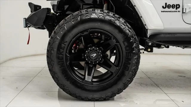 2025 Jeep JL Wrangler - Image 21 of 21