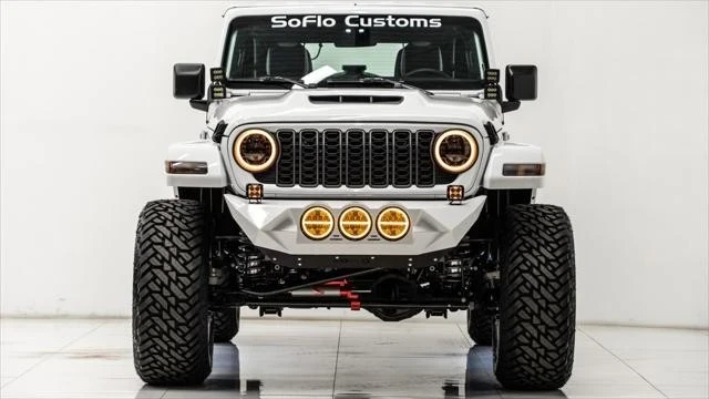 2025 Jeep JL Wrangler - Image 11 of 21