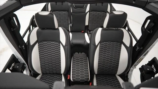 2025 Jeep JL Wrangler - Image 14 of 21