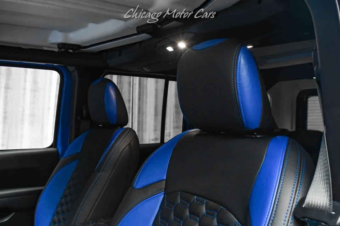 2025 Jeep JL Wrangler - Image 17 of 21