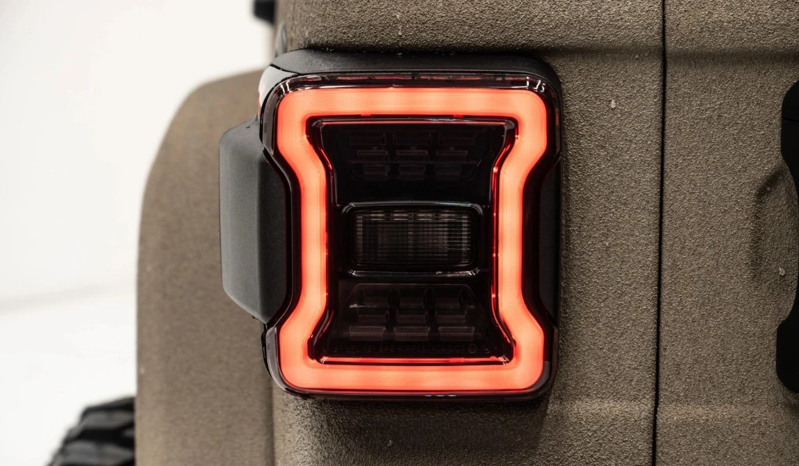 2025 Jeep JL Wrangler - Image 20 of 21