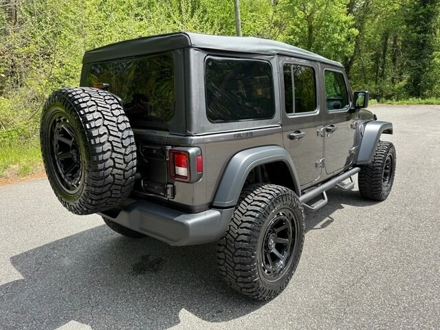 2025 Jeep JL Wrangler - Image 7 of 31