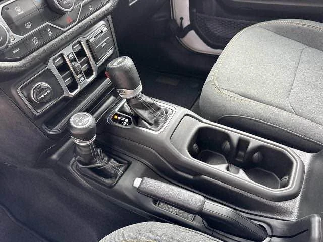 2025 Jeep JL Wrangler - Image 7 of 10
