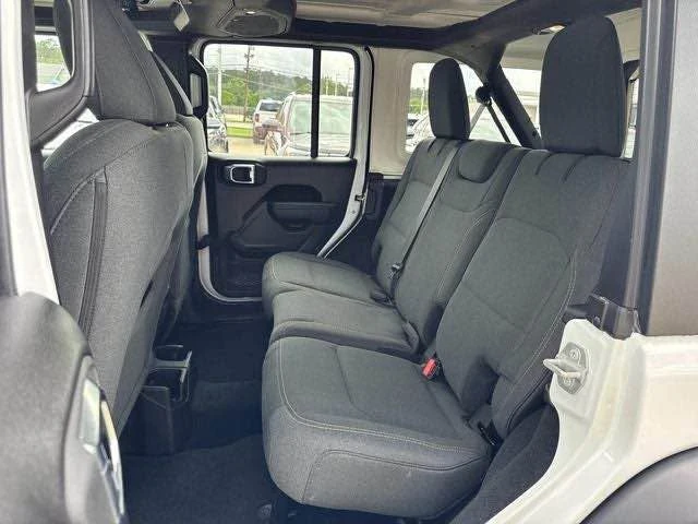 2025 Jeep JL Wrangler - Image 8 of 10