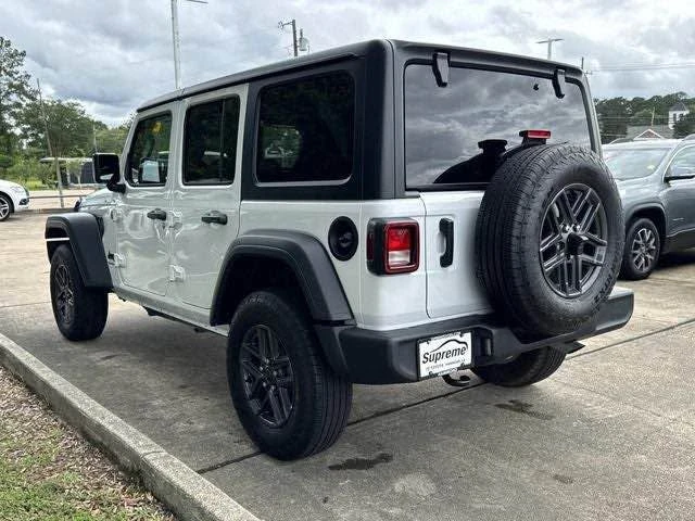 2025 Jeep JL Wrangler - Image 2 of 10
