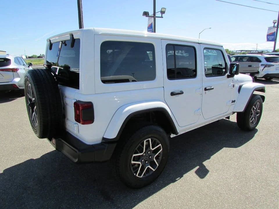 2025 Jeep JL Wrangler - Image 6 of 20