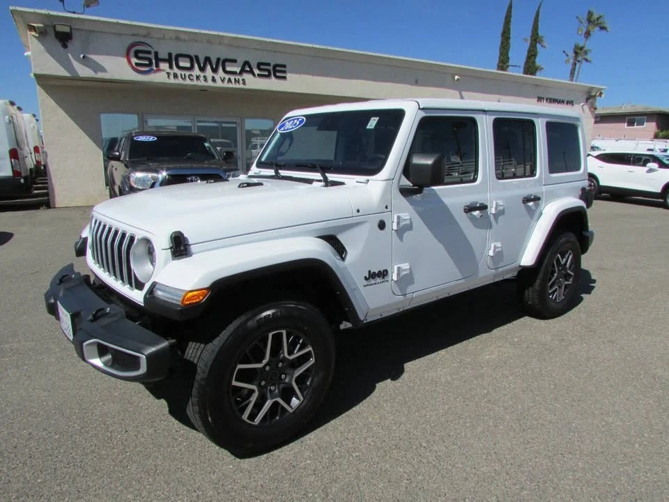 2025 Jeep JL Wrangler - Image 2 of 20
