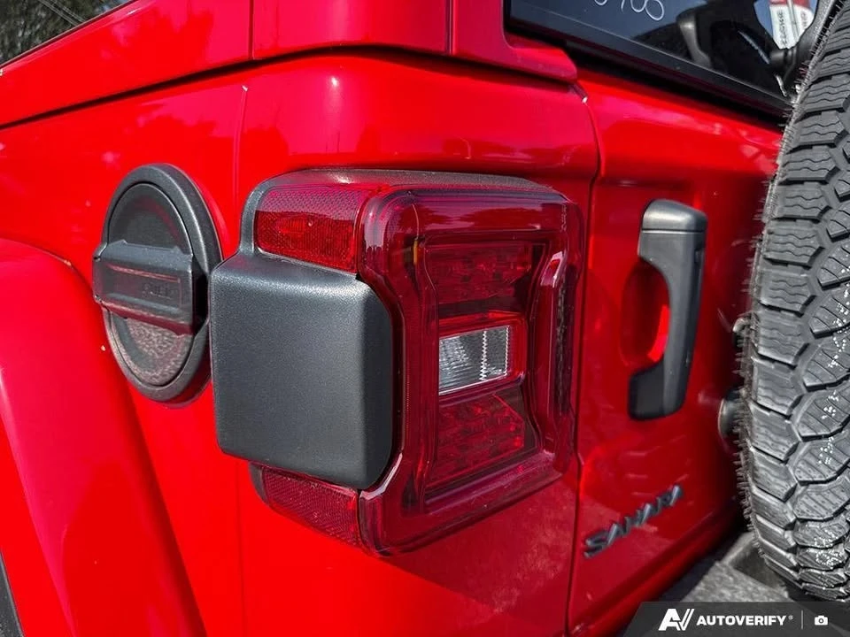 2025 Jeep JL Wrangler - Image 12 of 17