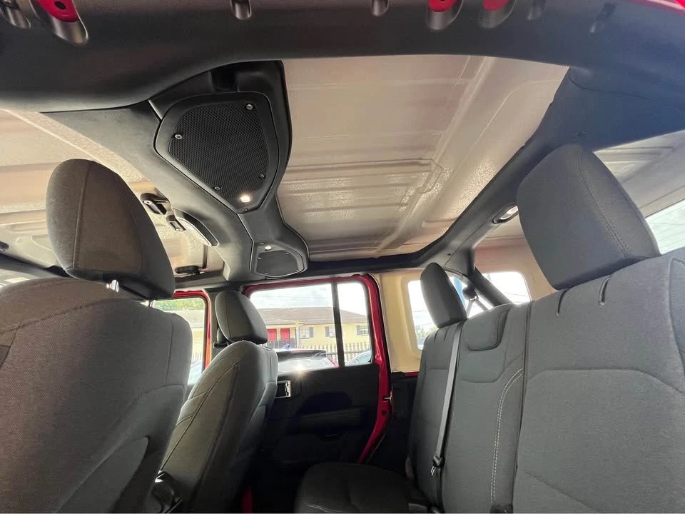 2025 Jeep JL Wrangler - Image 13 of 15