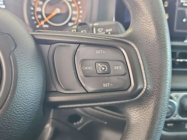 2025 Jeep JL Wrangler - Image 14 of 20