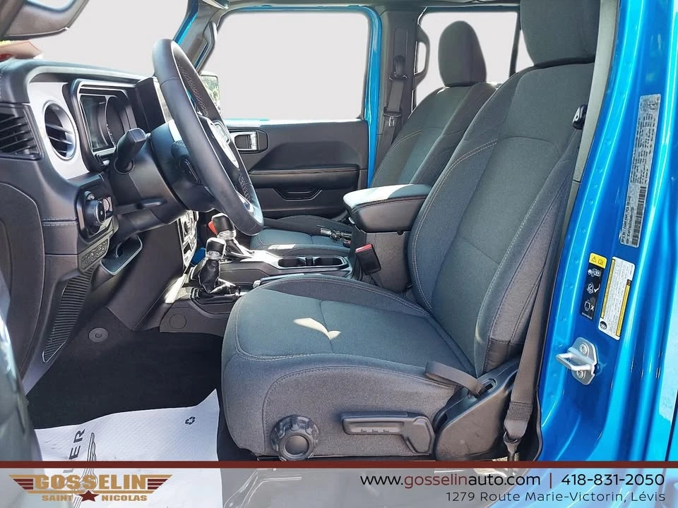 2025 Jeep JL Wrangler - Image 8 of 10