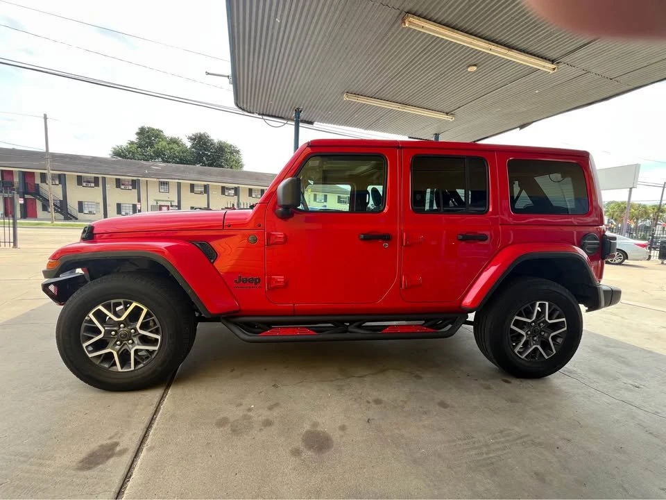 2025 Jeep JL Wrangler - Image 4 of 15