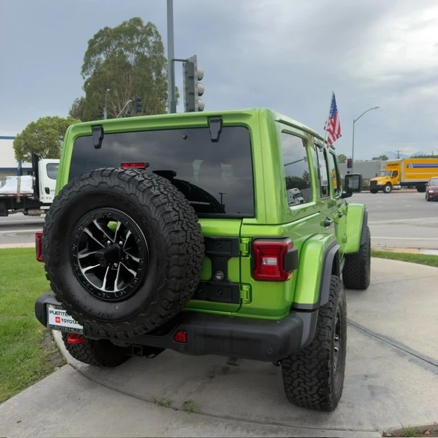 2025 Jeep JL Wrangler - Image 2 of 7