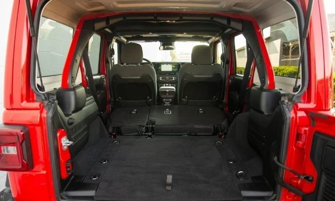 2025 Jeep JL Wrangler - Image 8 of 21