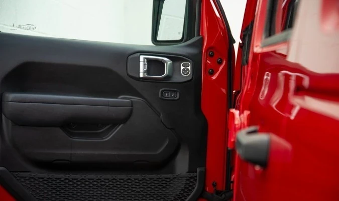 2025 Jeep JL Wrangler - Image 20 of 21