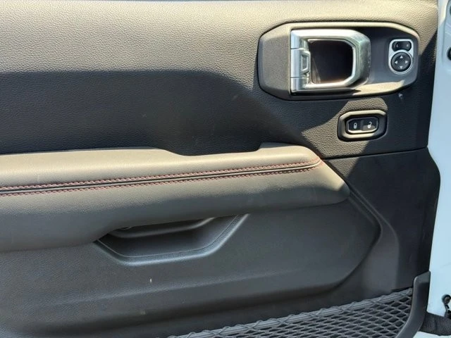 2025 Jeep JL Wrangler - Image 11 of 12