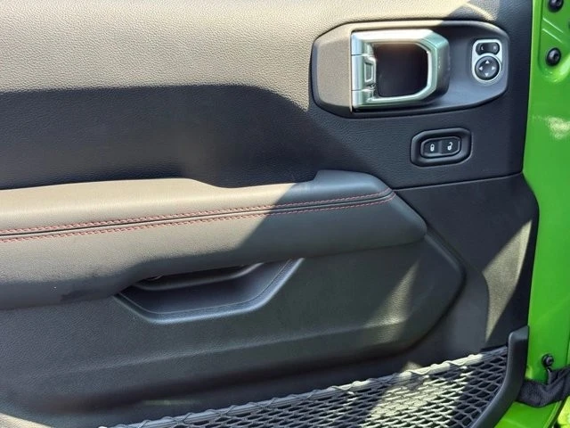 2025 Jeep JL Wrangler - Image 11 of 12