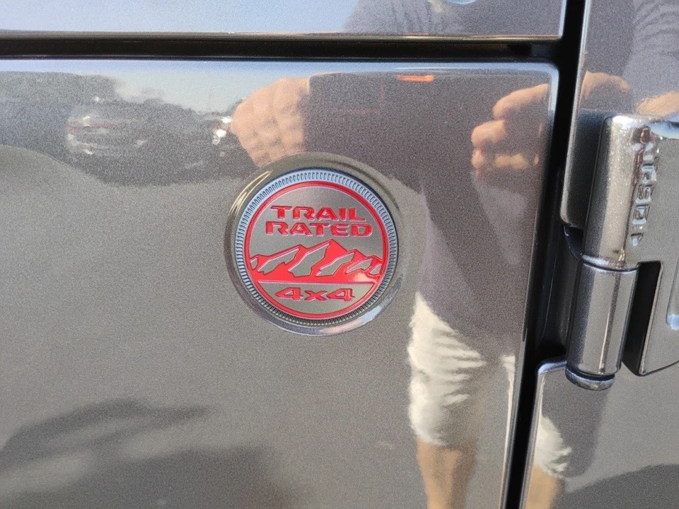 2025 Jeep JL Wrangler - Image 11 of 12
