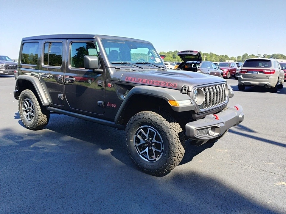 2025 Jeep JL Wrangler - Image 3 of 12